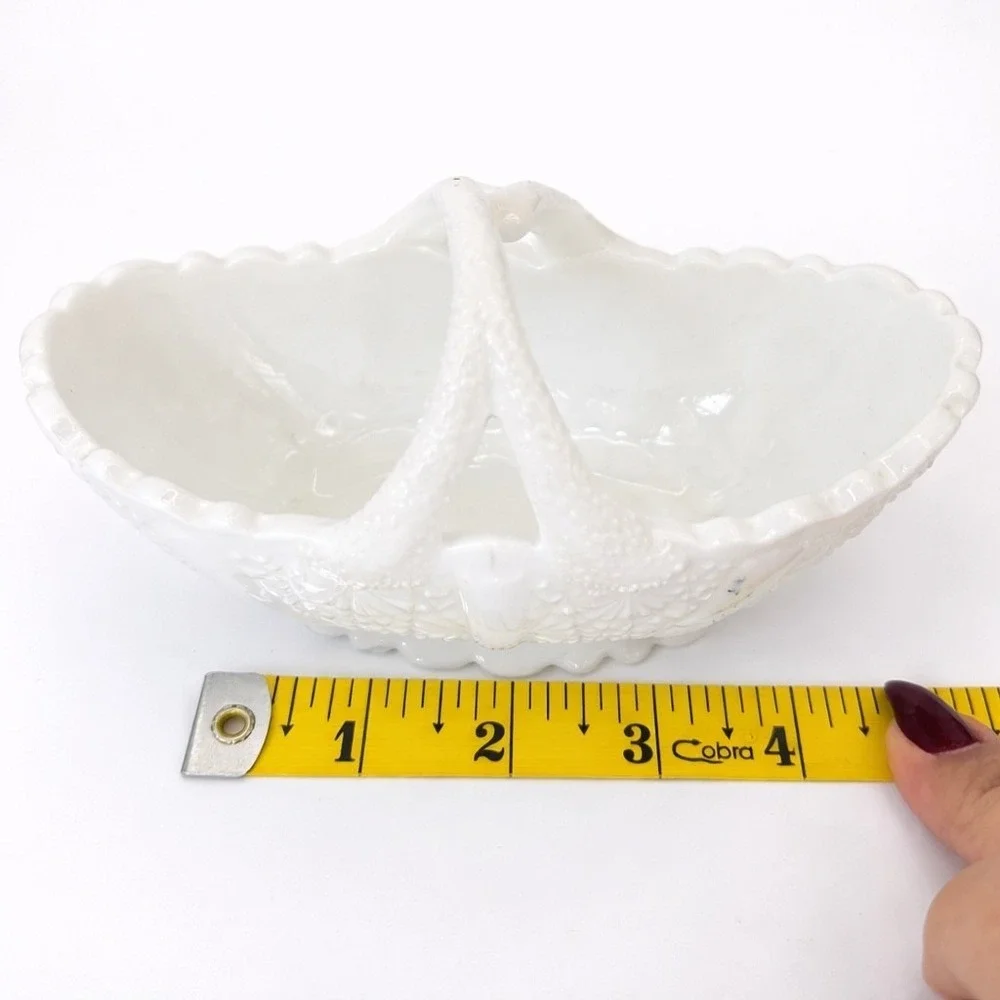 VTG Milk Glass Swan Double Dish Candy Bowl Divided‎ Handle Centerpiece Decor